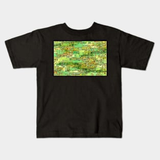 Green City on a Hill Kids T-Shirt